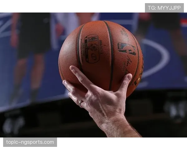 《干扰球》国际规则详解:NBA、FIBA、CBA有何不同?裁判如何判定关键干扰球 《干扰球》国际规则详解:NBA、FIBA、CBA有何不同?裁判如何判定关键干扰球