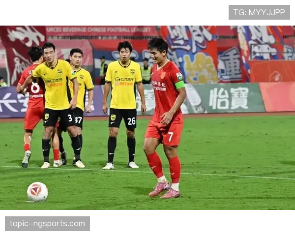 广州足球俱乐部中甲联赛展现复苏势头 年轻阵容逐步稳定